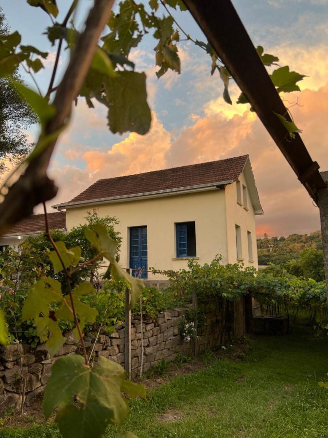 Casa Foresti เบงโต กองซัลเวส ภายนอก รูปภาพ